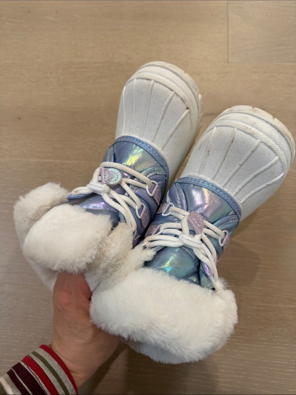 3M Thinsulate White Faux Fur Lined Winter Boots